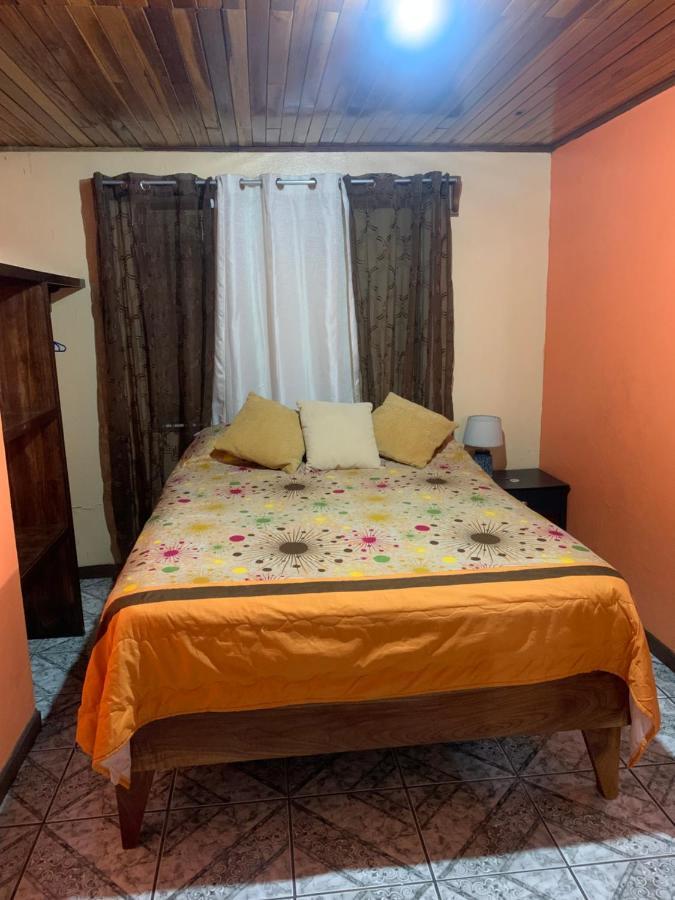 Monteverde Monkey Hostel Екстериор снимка